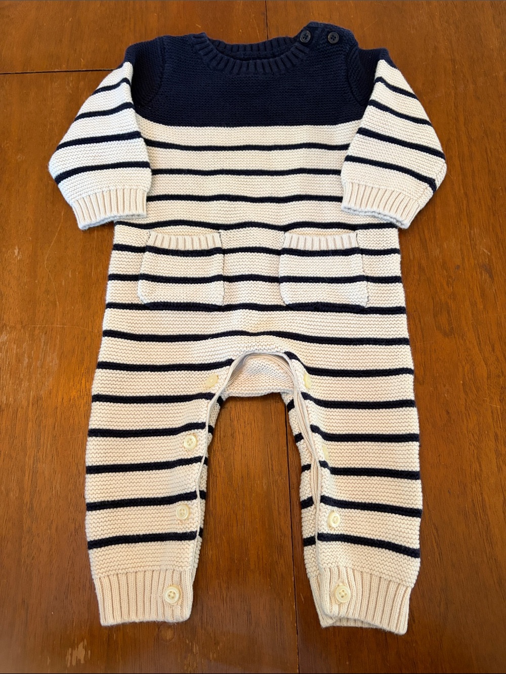 🫐3/$30 BabyGAP Navy & Cream Striped Knit Romper size 3-6m